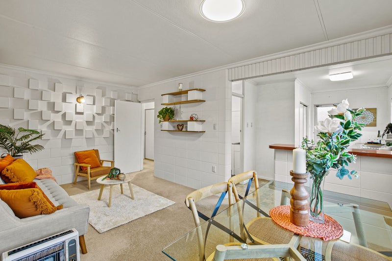 12A Massey Street, Westown, New Plymouth - Carousel 2