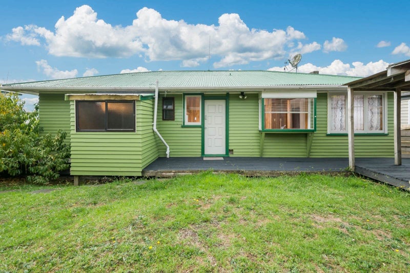 40 Bruce Road, Glenfield, Auckland - Carousel 2