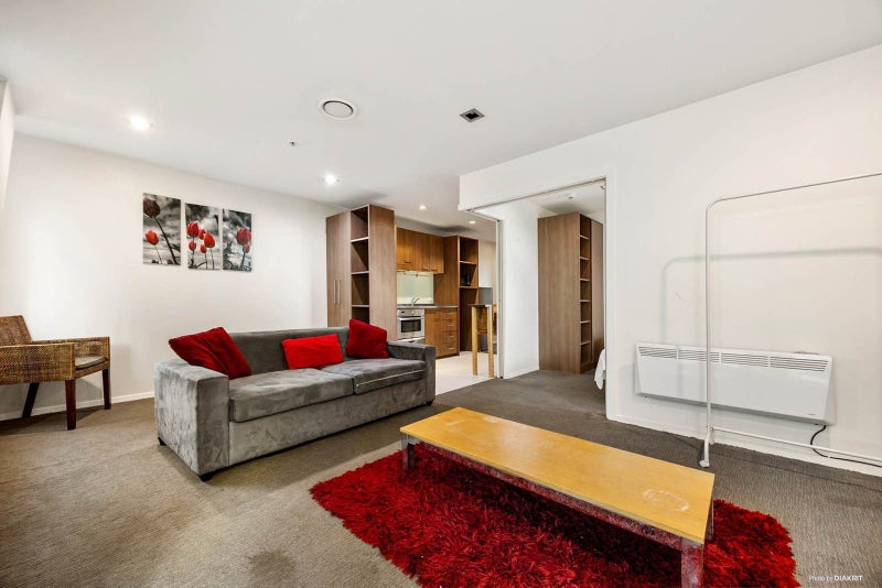 506/85 Beach Road, Auckland Central, Auckland - Carousel 1