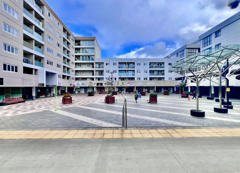 509/26 Remuera Road, Newmarket, Auckland - Carousel 1