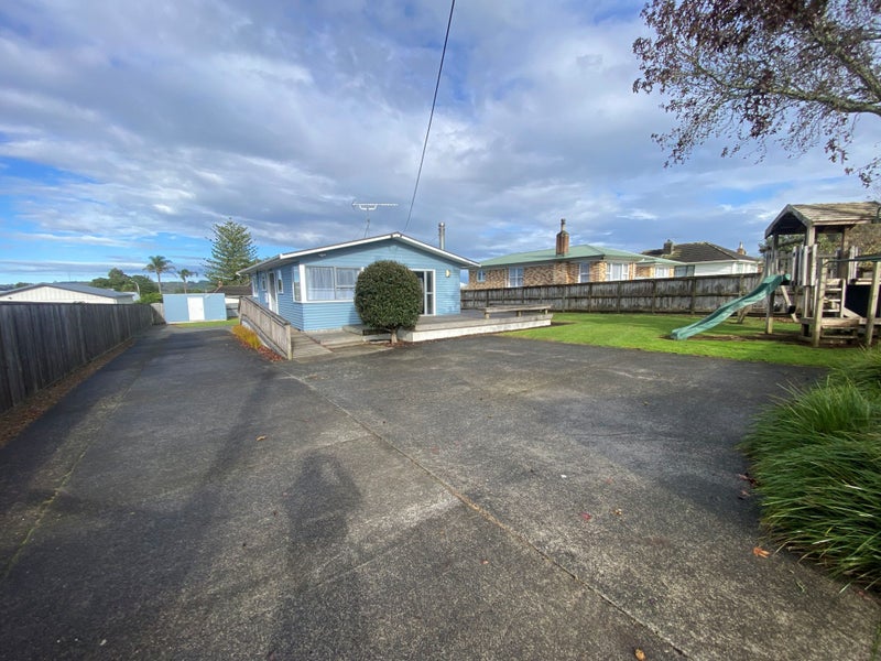9 Buckland Road, Tuakau, Tuakau - Carousel 1