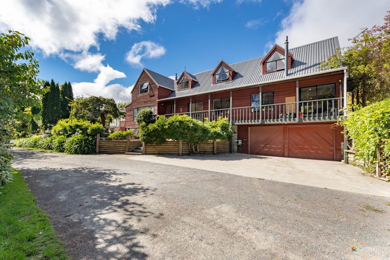 224 Katherine Mansfield Drive, Whitemans Valley, Upper Hutt - Carousel 1