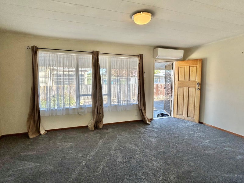2/267 Kennedy Road, Onekawa, Napier - Carousel 2