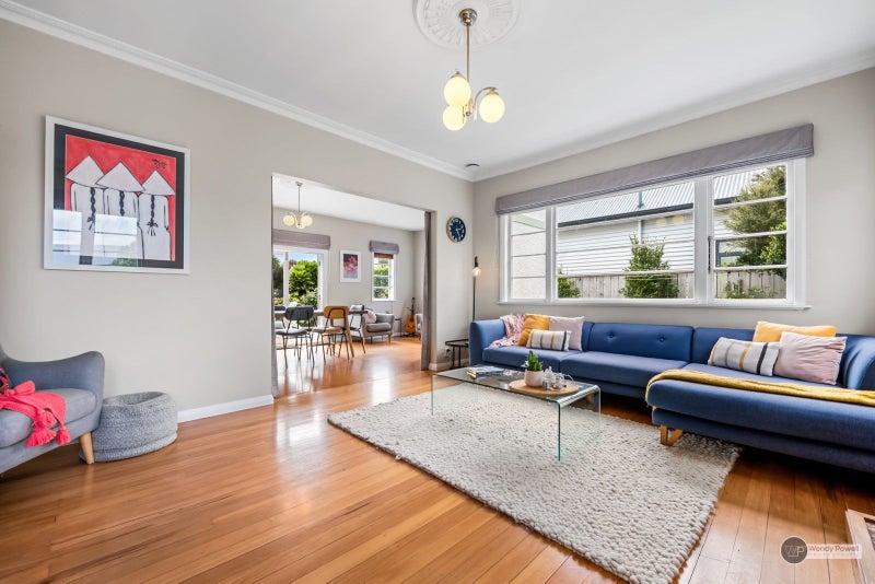 19 William Street, Petone, Lower Hutt - Carousel 1