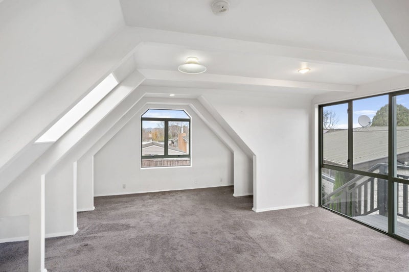 12C Glenavon Place, Ilam, Christchurch - Carousel 14
