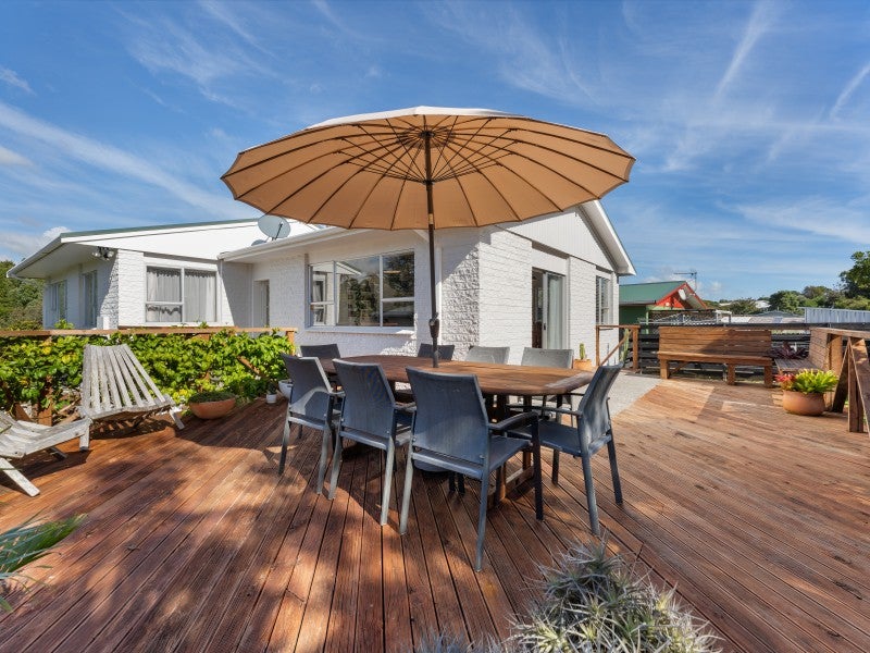 72 Pembroke Street, Westown, New Plymouth - Carousel 1