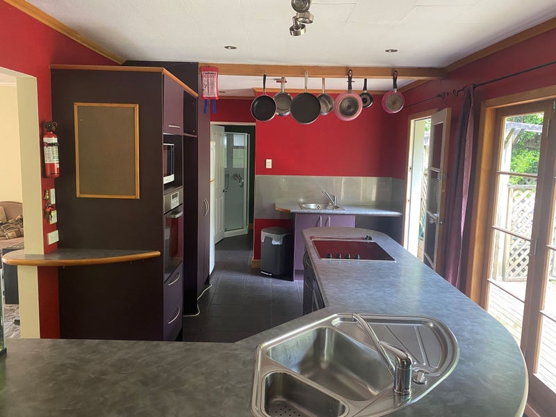 106A Wyndham Road, Pinehaven, Upper Hutt - Carousel 1