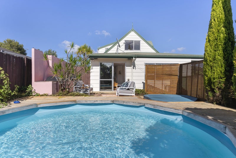 87 Lynn Road, Bayview, Auckland - Carousel 2