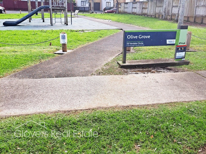 62 Verdale Circle, Glen Eden, Auckland - Carousel 2