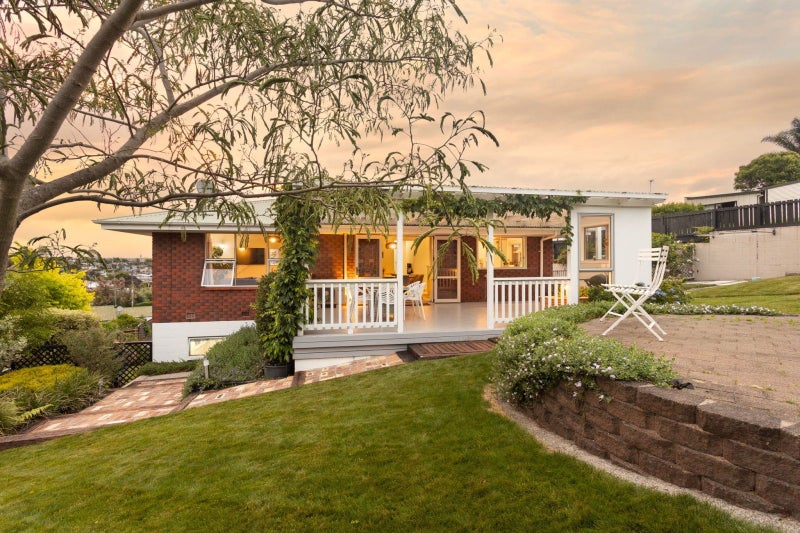 51 Dinsdale Road, Dinsdale, Hamilton - Carousel 2