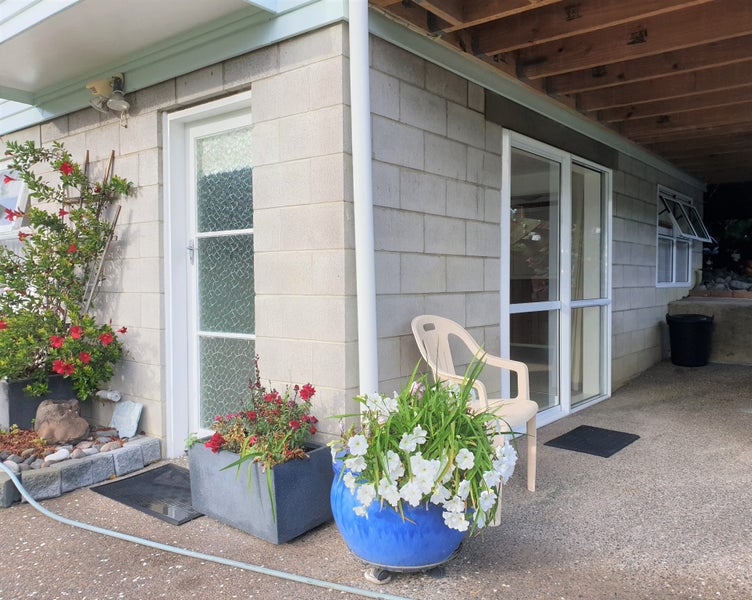 14 Ranch Avenue, Beach Haven, Auckland - Carousel 1