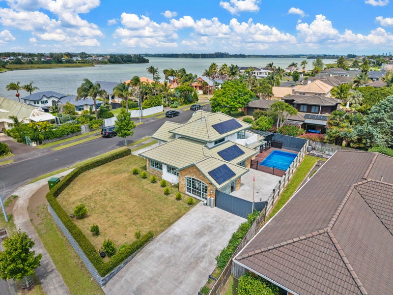 2 Aristoy Close, Conifer Grove, Takanini - Carousel 2