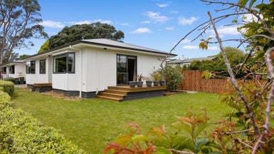 14A Omata Road, Westown, New Plymouth - Carousel 1