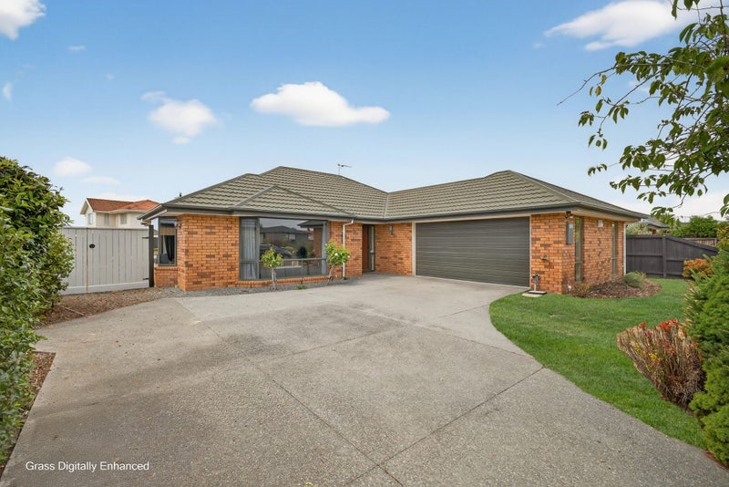 111 Inwoods Close, Parklands, Christchurch - Carousel 1