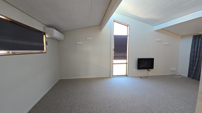 19 Charles Street, Westshore, Napier - Carousel 2