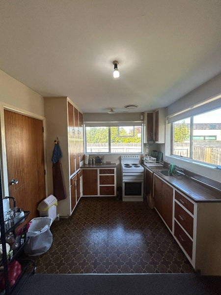 1/106 Barrington Street, Somerfield, Christchurch - Carousel 2