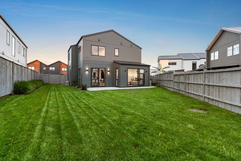 3 Aquamarine Road, Rosehill, Papakura - Carousel 2