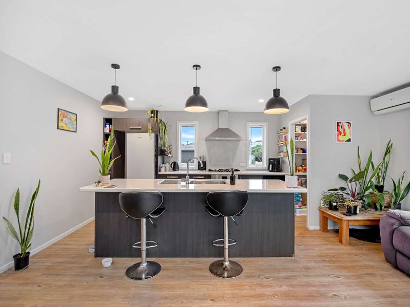 10 Buckingham Place, Springvale, Whanganui - Carousel 2