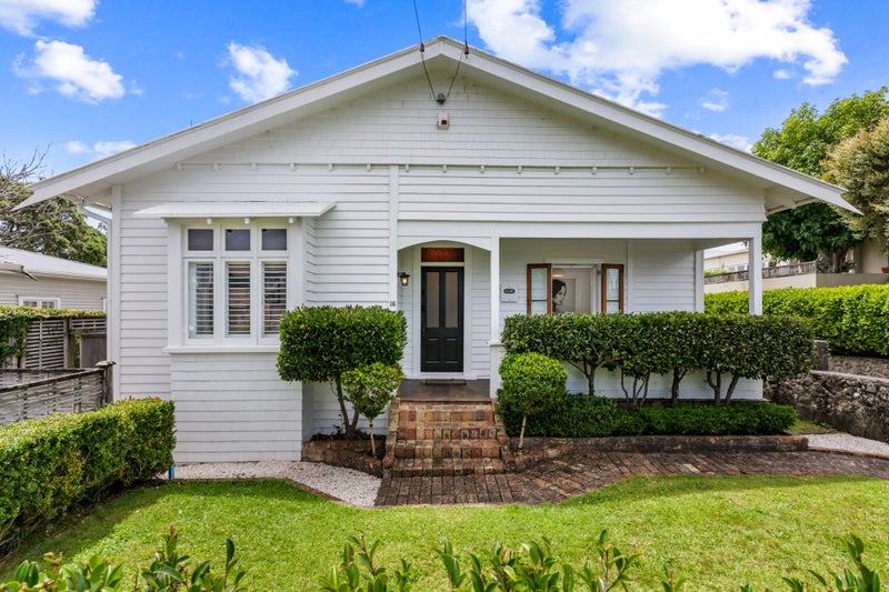 16 Horotutu Road, Greenlane, Auckland - Carousel 2