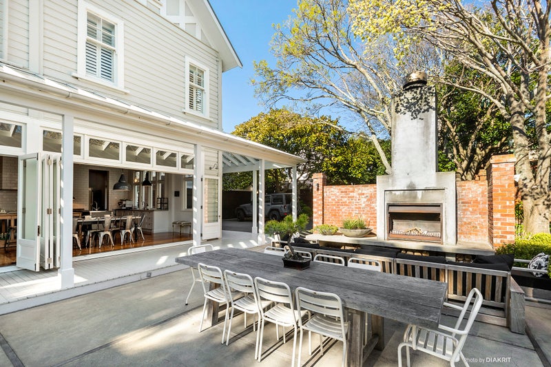 46 Hobson Street, Thorndon, Wellington - Carousel 2