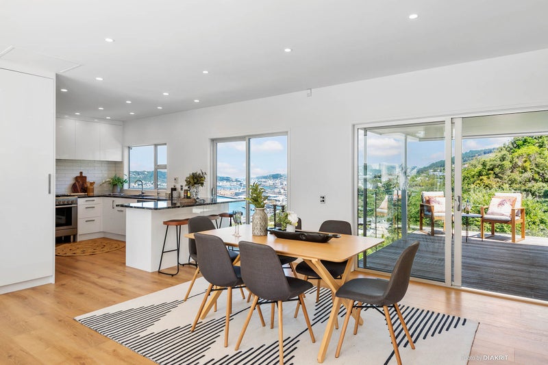 16 Rama Crescent, Khandallah, Wellington - Carousel 1