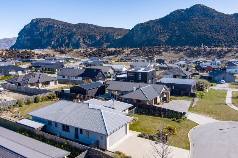 7 Heron Green, ARROWTOWN - Carousel 11