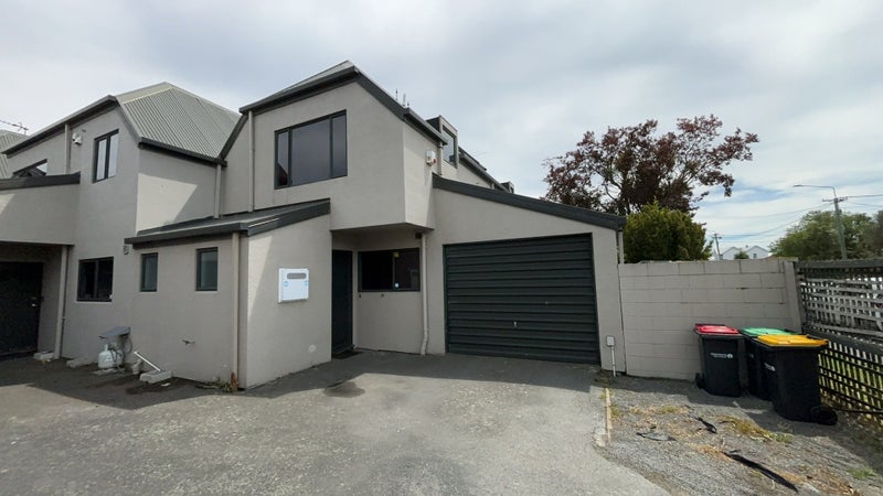 1/455 Barbadoes Street, Edgeware, Christchurch - Carousel 1