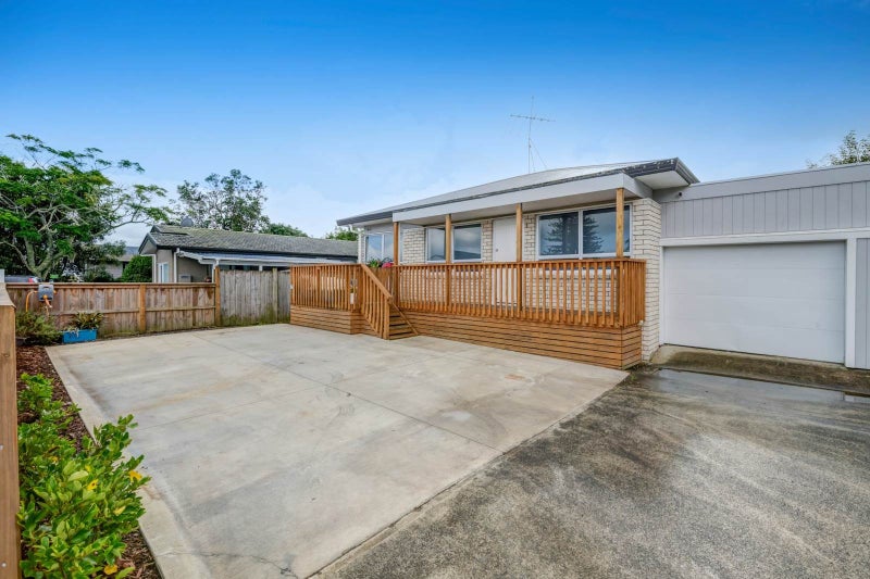 2/33F Springs Road, Parakai, Helensville - Carousel 1
