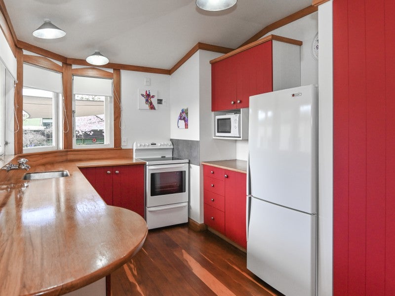704 Victoria Street, Parkvale, Hastings - Carousel 2