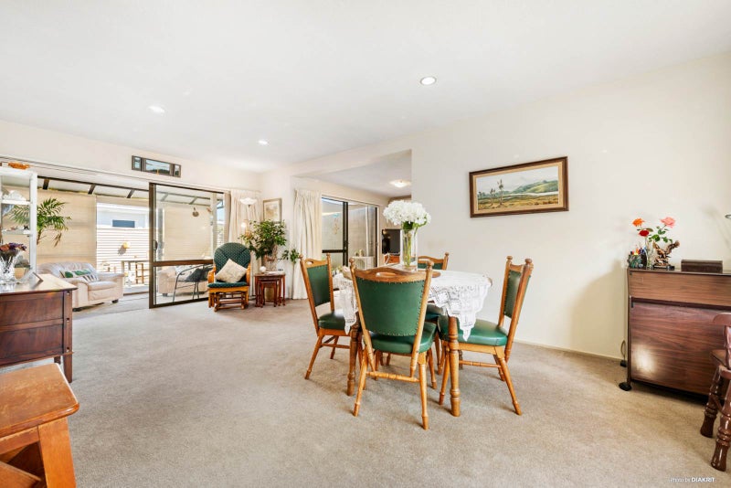 2/11 Abercrombie Street, Howick, Auckland - Carousel 2
