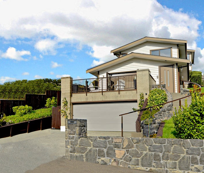 30 Rukutai Street, Orakei, Auckland - Carousel 2