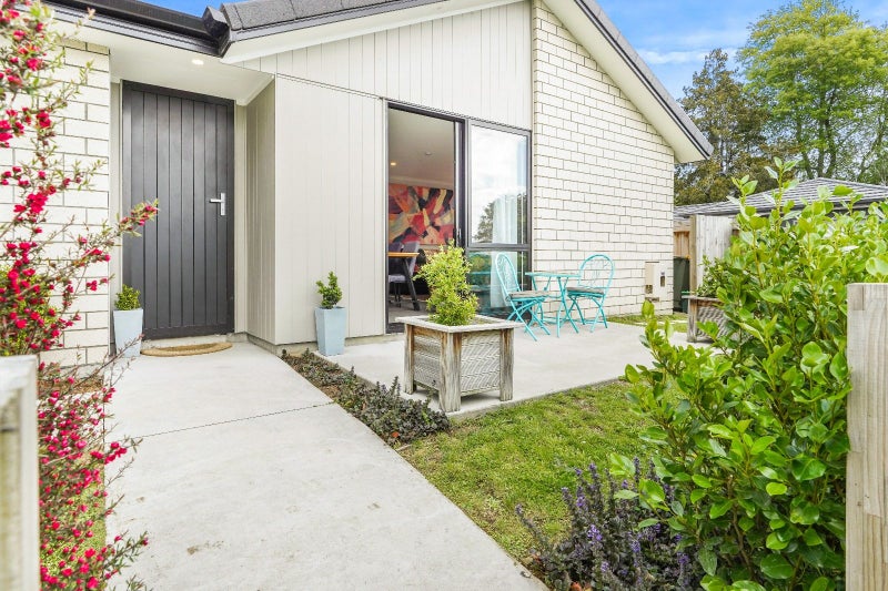 1/35 Karaka Street, Nawton, Hamilton - Carousel 2
