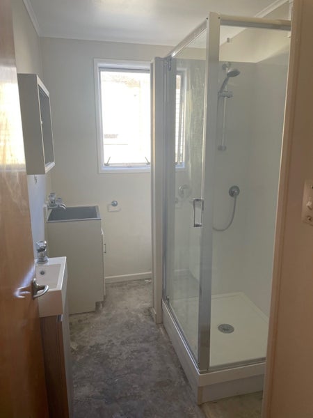 2/15 Harbutt Avenue, Mount Albert, Auckland - Carousel 9