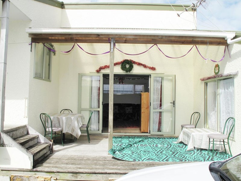 3A Martin Place, Kelston, Auckland - Carousel 8
