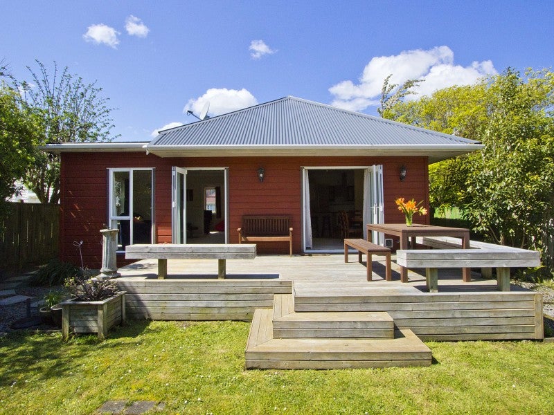 3 Raymond Terrace, Fairfield, Lower Hutt - Carousel 2