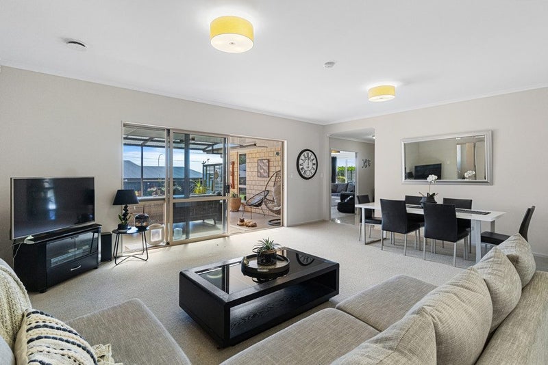 4 Ruske Place, Grandview Heights, Hamilton - Carousel 2