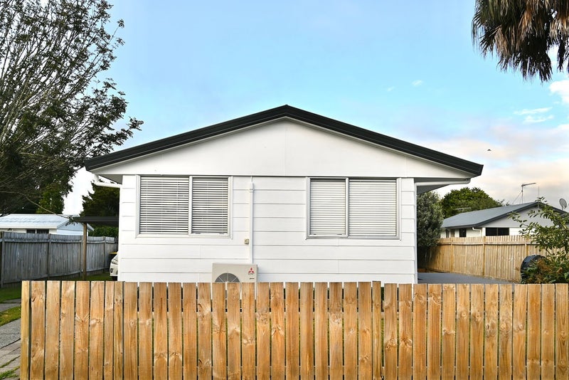 12 Gillett Lane, Enderley, Hamilton - Carousel 1