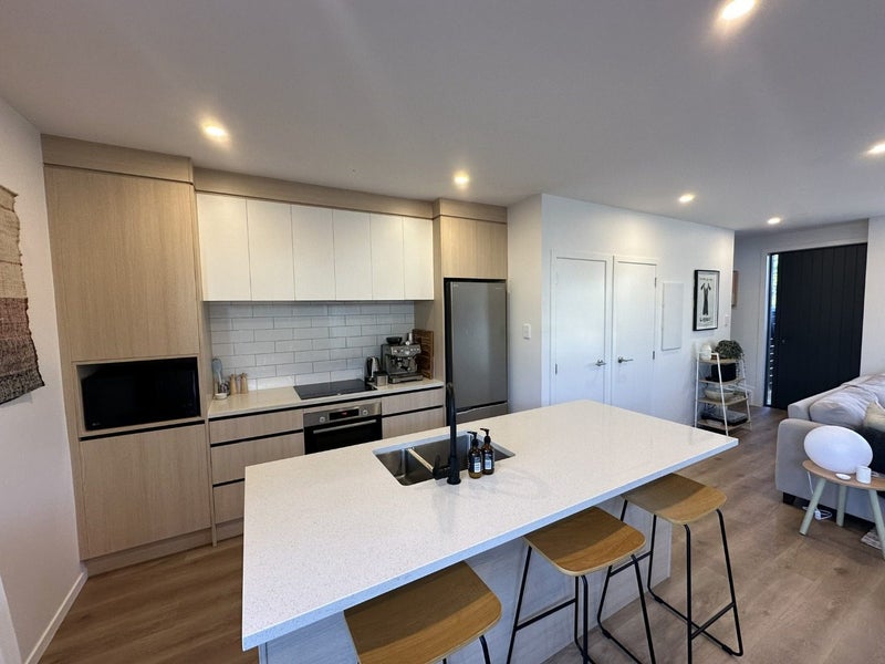 2/48 Salisbury Road, Birkdale, Auckland - Carousel 2