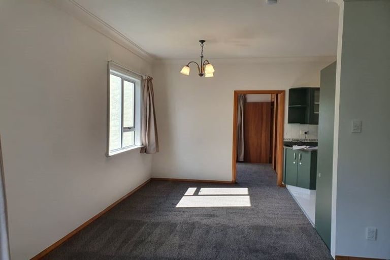10 Brassey Road, Saint Johns Hill, Whanganui - Carousel 2