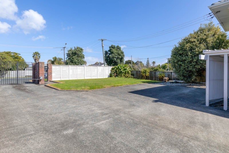 144 West Tamaki Road, Glen Innes, Auckland - Carousel 2
