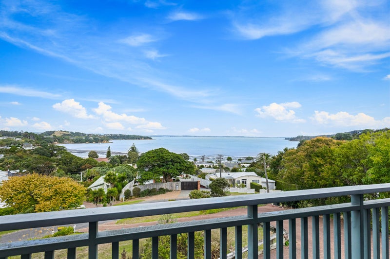 13 Marama Avenue, Surfdale, Waiheke Island - Carousel 1