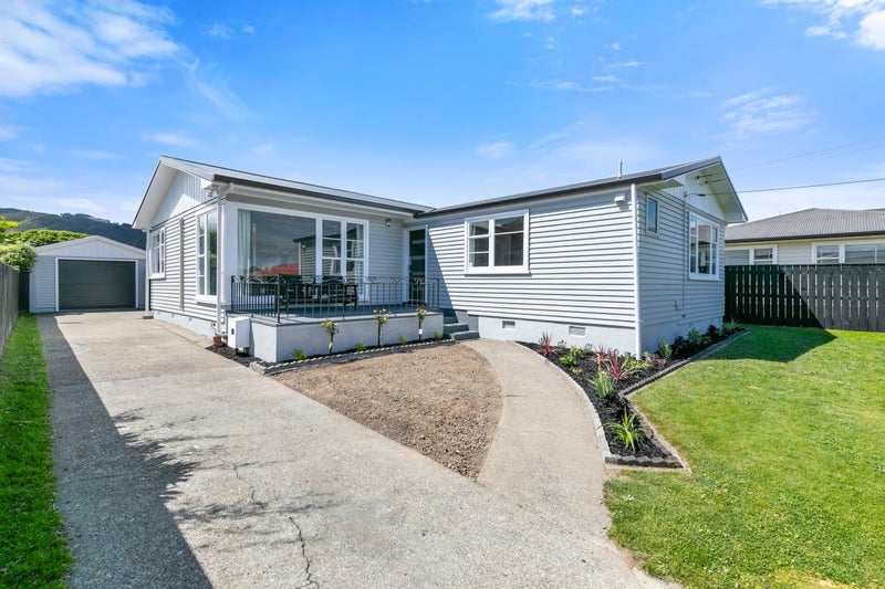 6 Barsi Grove, Avalon, Lower Hutt - Carousel 1