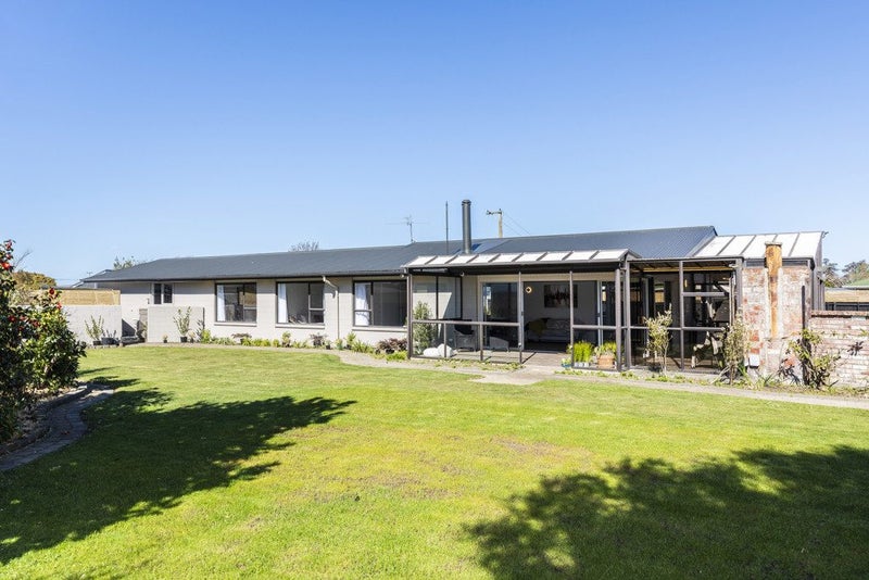 10 Westerleigh Street, Bishopdale, Christchurch - Carousel 1
