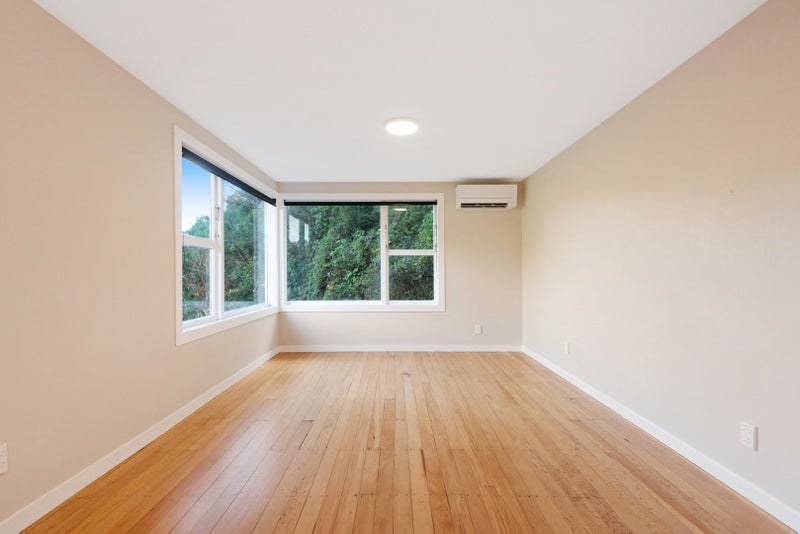 38 Chaytor Street, Northland, Wellington - Carousel 1