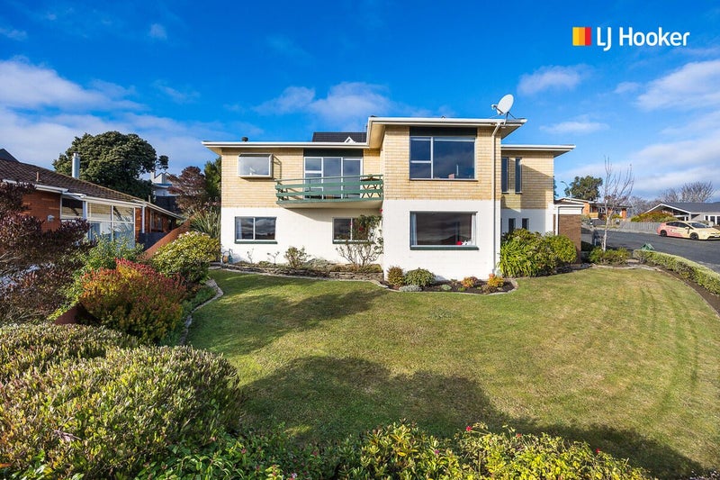 24 Elliffe Place, Shiel Hill, Dunedin - Carousel 1