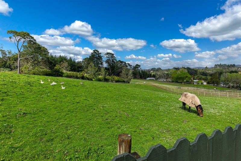 48 View Ridge Drive, Ranui, Auckland - Carousel 21