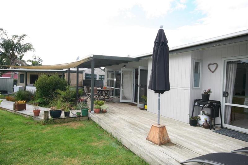 11 Widdison Place, Whangamatā - Carousel 2