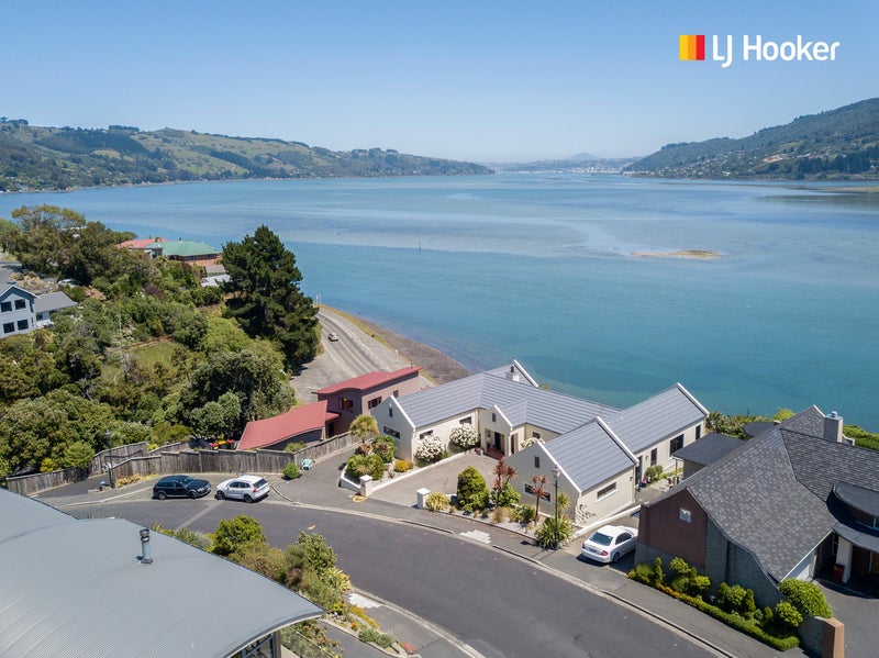 4 Mission Cove, Company Bay, Dunedin - Carousel 19