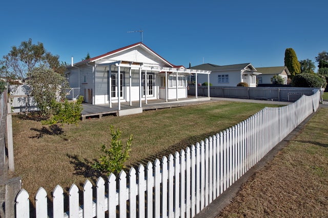 609 Buller Street, Akina, Hastings - Carousel 2