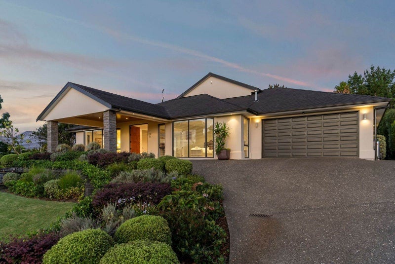 62 Shelter Drive, Greenhithe, Auckland - Carousel 2